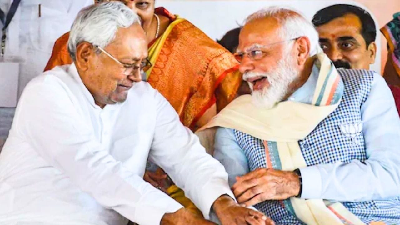 शिक्षा,रोजगार और महिला सशक्तिकरण पर सरकार का दिखा जोर,योजनाओं पर सवाल उठा रहा विपक्ष