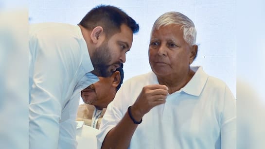 लालू,राबड़ी और तेजस्वी के खिलाफ आरोप तय,चुनाव से पहले लालू परिवार को लगा बड़ा झटका