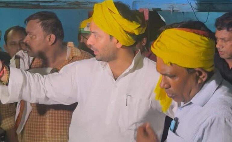 तेज प्रताप के निशाने पर तेजस्वी यादव,कहा-कर्पूरी-लोहिया-अंबेडकर-गांधी थे जननायक