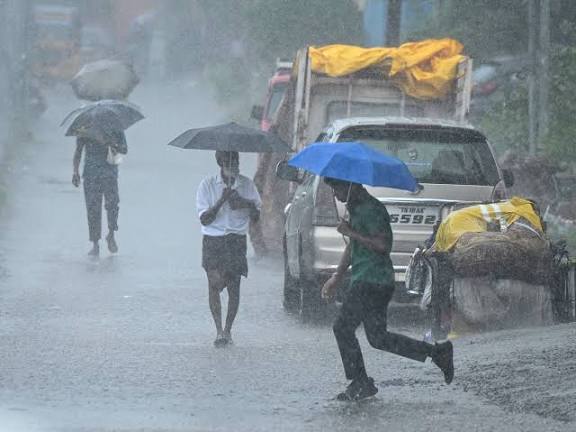 बिहार के 8 जिलों में भारी बारिश का अलर्ट,चक्रवाती तूफान ‘मोंथा’ का असर