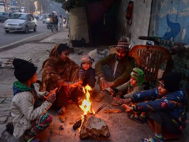 कड़ाके की ठंड को लेकर मौसम विभाग का अलर्ट,इन राज्यों के लोग हो जाएं सावधान!