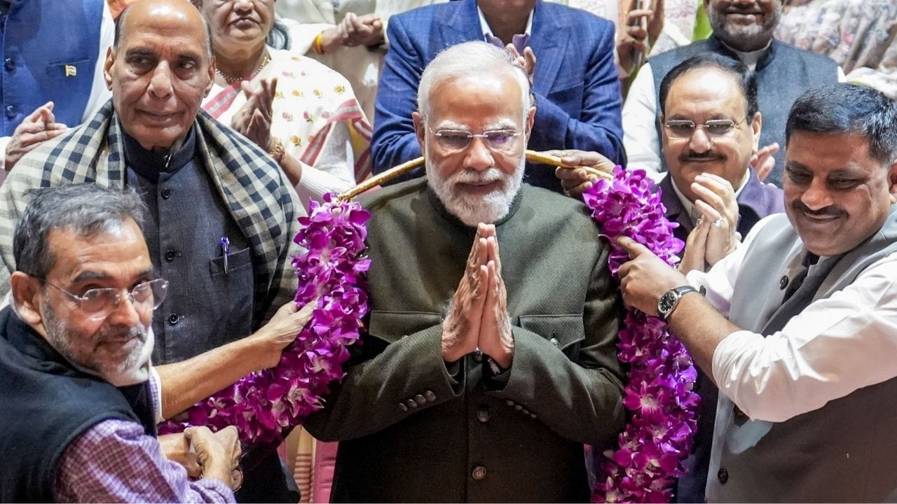 NDA सांसदों से पीएम ने की अपील,कहा-लोगों की जिंदगी को आसान बनाने के लिए काम करे