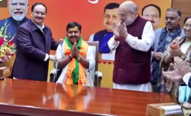 नितिन नबीन का अमित शाह और जेपी नड्डा ने किया स्वागत,दिल्ली भाजपा मुख्यालय में हुआ फूलों का बारिश!