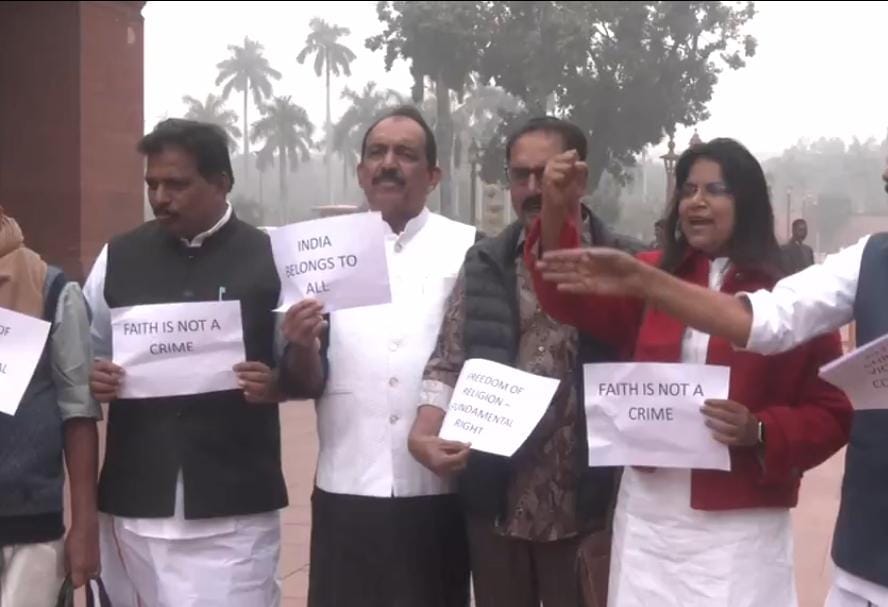 मनरेगा का नाम बदलने पर विपक्ष का आज दिखा जोरदार प्रदर्शन,बोली कांग्रेस-हर राज्य के हर जिले में आंदोलन होगा