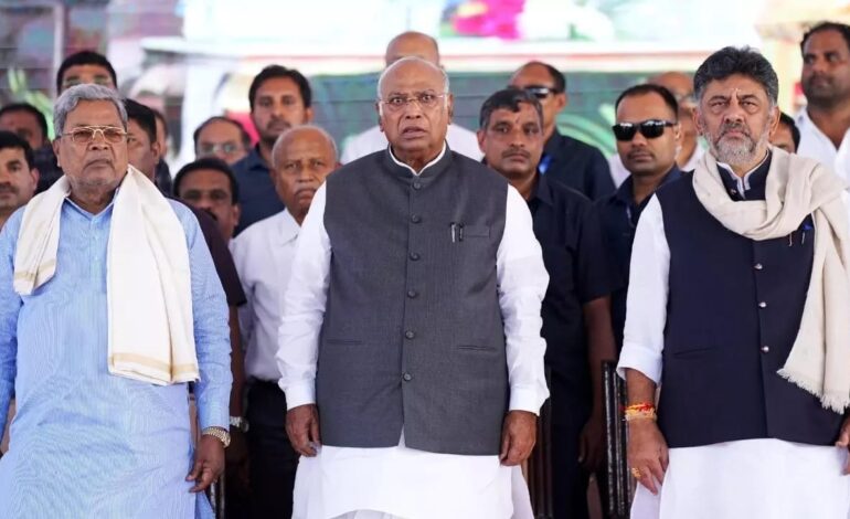 गहरी संकट में फंसी कांग्रेस,कर्नाटक CM को लेकर नहीं उठा पा रही है कोई ठोस कदम!