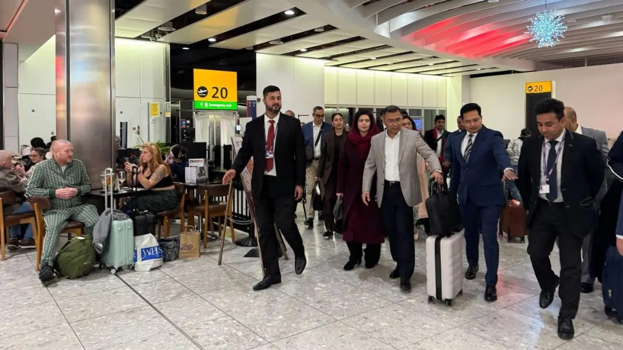 बांग्लादेश की राजनीति में होगी बड़ी उलटफेर,तारिक रहमान की दिखी उपस्थिति