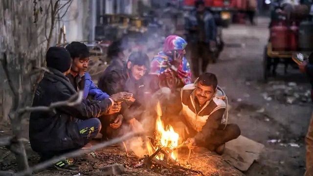 अभी बिहार में ठंड से नहीं मिलेगी राहत,मकर संक्रांति तक सताएगी कुहासा और ठंड