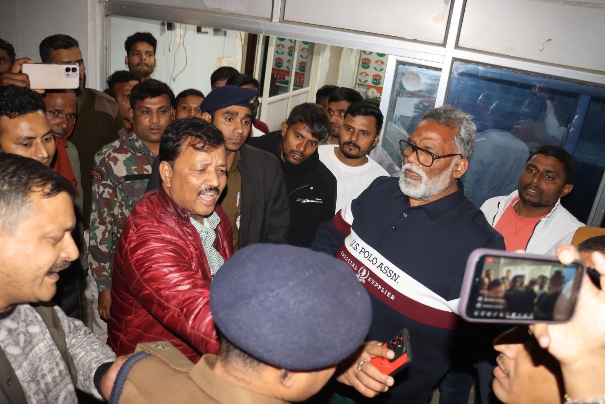 पप्पू यादव को आखिर क्यों उठा ले गई पुलिस?जानिए पूरा मामला और विवाद