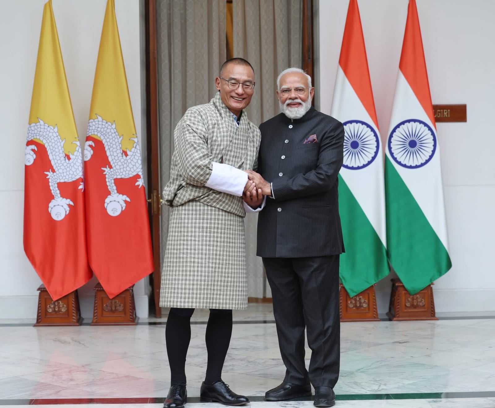 फ्रांस समेत दुनिया ने AI में माना इंडिया का भविष्य,भूटान के पीएम बोले- PM मोदी बड़े भाई है