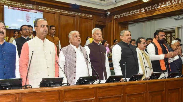 बिहार के 42 विधायकों को आखिर कोर्ट ने क्यों जारी की नोटिस?समझिए पूरी इनसाइड स्टोरी