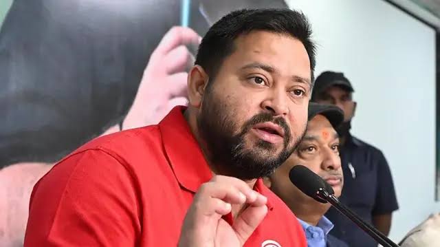 21 साल में NDA ने क्या किया?तेजस्वी ने सूची जारी कर पूछा सवाल