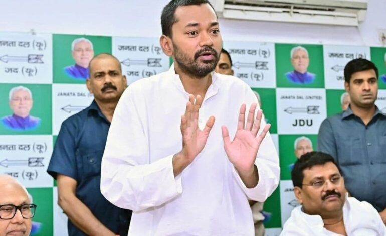 नीतीश कुमार के पदचिह्नों पर चलेंगे निशांत,अब लगाने जा रहे है जनता दरबार