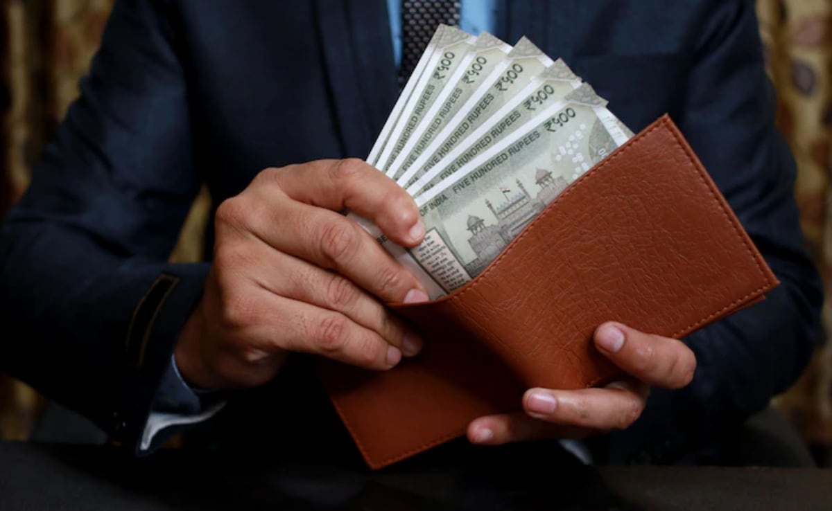 कर्मचारियों की सैलरी में होगी 9.1% की वृद्धि,मिडिल ईस्ट टेंशन को लेकर पड़ेगा प्रभाव