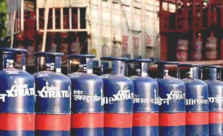 युद्ध का भारत पर हुआ ट्रिपल अटैक,LPG सिलेंडर हुआ महंगा