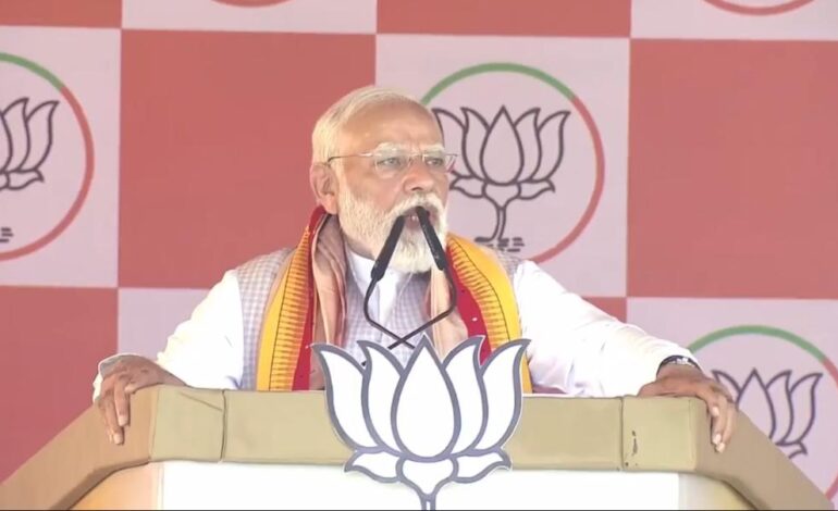 असम में पीएम मोदी ने मंचों से किया पलटवार,कांग्रेस अपनी हार की लगाएगी सेंचुरी