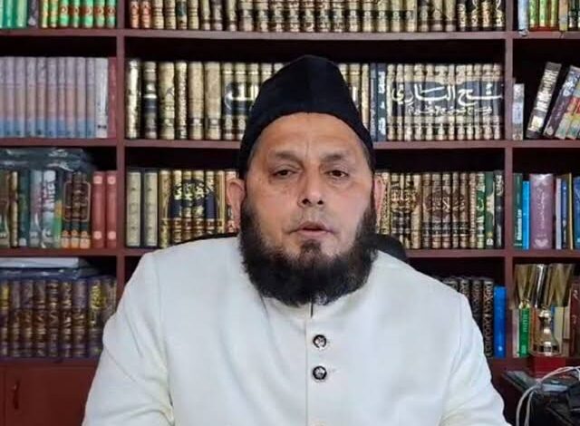 जंग रुकने पर खूब गरजे भारत के शिया धर्मगुर,ईरान जीत गया है सबको मुबारक हो..