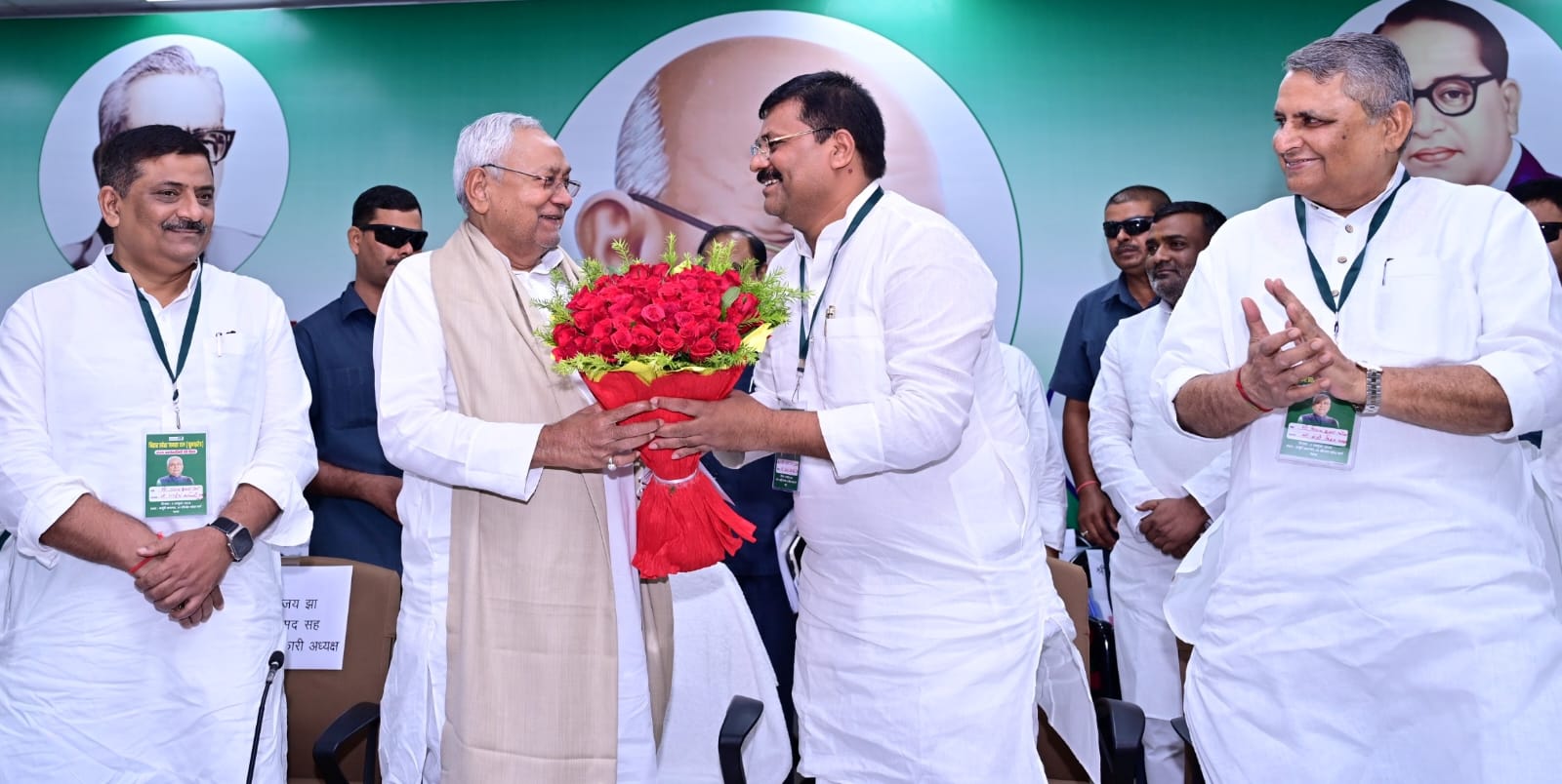 जेडीयू ने स्पेशल 24 पदाधिकारियों की टीम का किया घोषणा,संजय झा फिर से बनाए गए राष्ट्रीय कार्यकारी अध्यक्ष