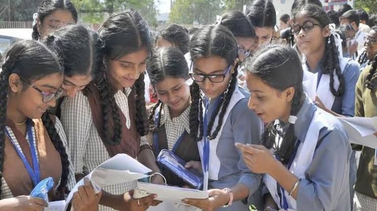 यूपी बोर्ड ने आज 10वीं का रिजल्ट किया जारी,90.42 प्रतिशत विद्यार्थी हुए पास,ऐसे चेक करें अपना परिणाम