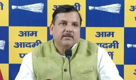 केजरीवाल के 7 सांसदों ने छोड़ी पार्टी,राघव चड्ढा ने भाजपा में शामिल होने का किया ऐलान