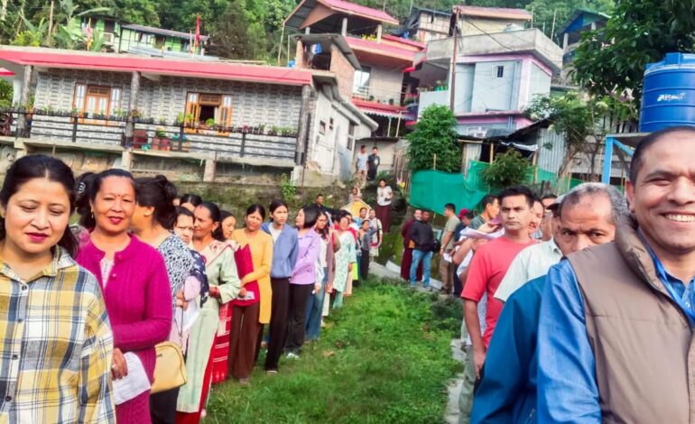 कांग्रेस नेता ने बंगाल चुनाव पर लगा दी गंभीर आरोप,इलेक्शन कमीशन और बीजेपी की मिलीभगत साफ है