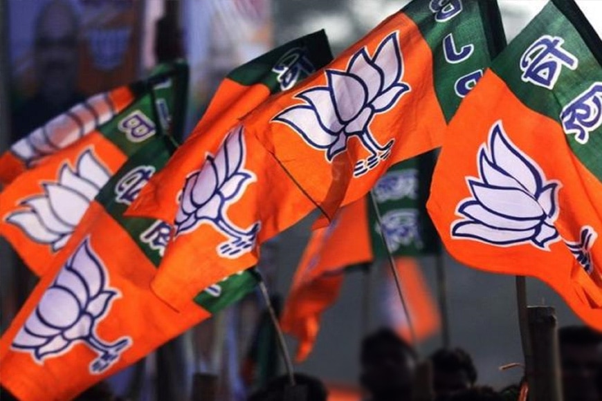 बंगाल में भाजपा का जश्न शुरू,तमिलनाडु में डीएमके को लगा बड़ा झटका
