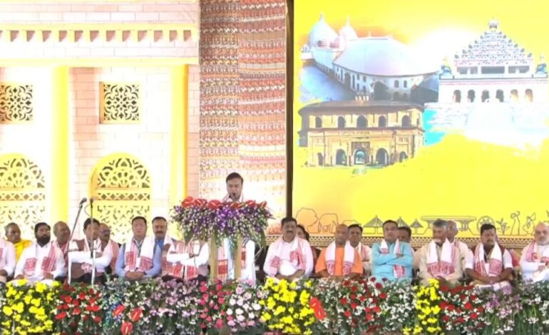 दूसरी बार असम के सीएम बने हिमंत बिस्व सरमा,मुख्यमंत्री पद की ली शपथ