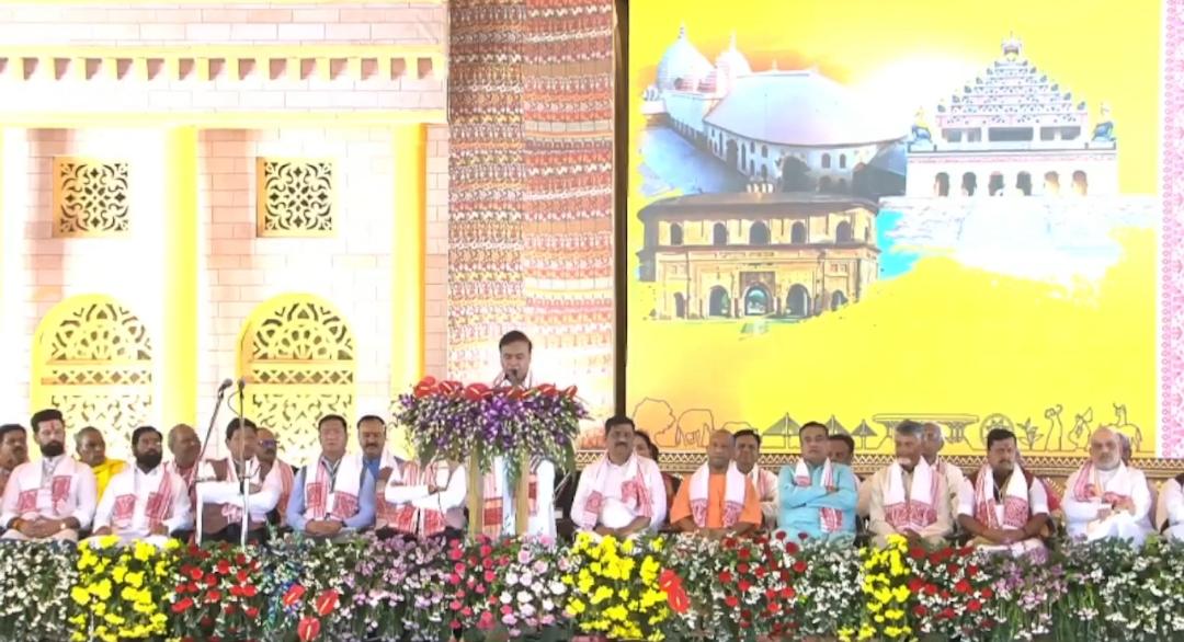 दूसरी बार असम के सीएम बने हिमंत बिस्व सरमा,मुख्यमंत्री पद की ली शपथ