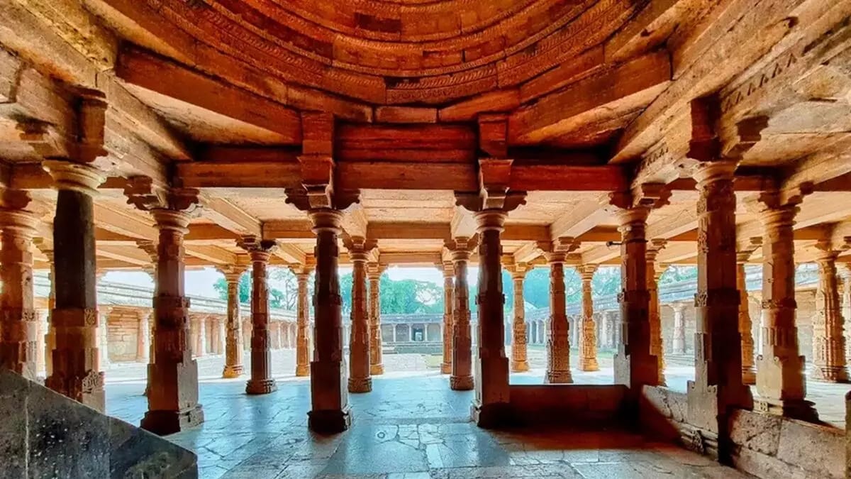 मुस्लिम पक्ष को कोर्ट से लगा झटका,धार भोजशाला मामले में हिंदू पक्ष की हुई जीत