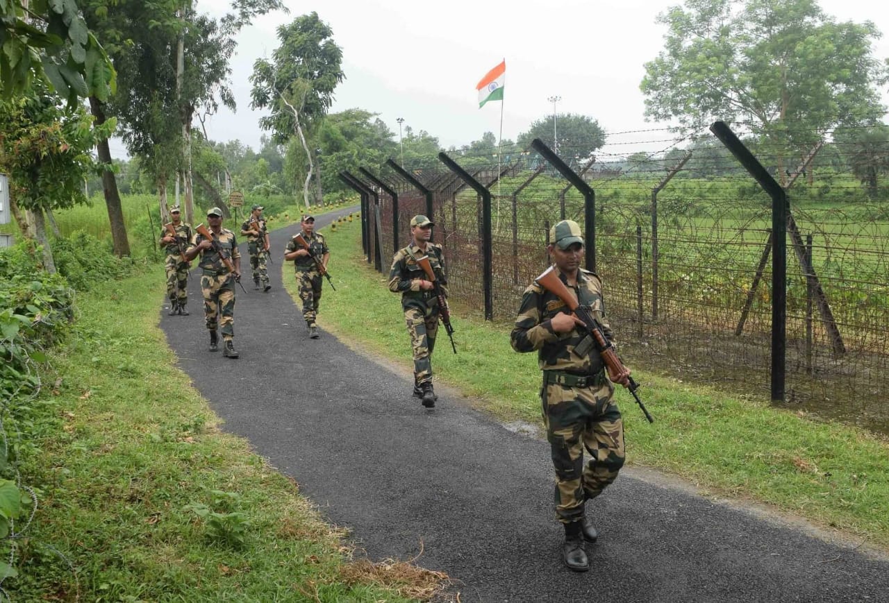 भारत-बांग्लादेश सीमा सुरक्षा के लिए शाह ने तैयार की ब्लूप्रिंट,इंडिया में अब कोई नहीं दे पाएगा दखल!
