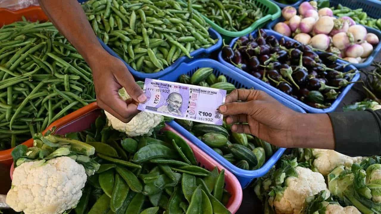 सब्जी,दाल-चावल के दामों में होगी बड़ी बढ़ोतरी,देश में नहीं थम रही महंगाई
