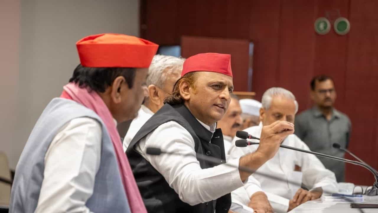 मोदी सरकार में सबसे अधिक दुखी किसान है,महंगाई से जनता बेहाल है-अखिलेश यादव