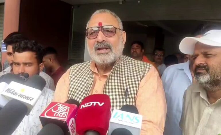 झूठ की राजनीति ज्यादा दिन नहीं चलती,गिरिराज सिंह ने प्रशांत किशोर पर किया बड़ा हमला