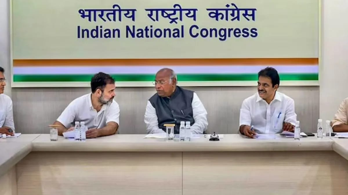 कांग्रेस संसदीय दल की बड़ी बैठक,मानसून सत्र के दौरान मोदी सरकार को घेरेंगे राहुल