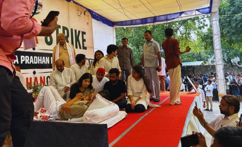 BJP वाले सफेद चादर का कफन लेकर आए,सोनम वांगचुक मामले पर भड़की डिंपल यादव