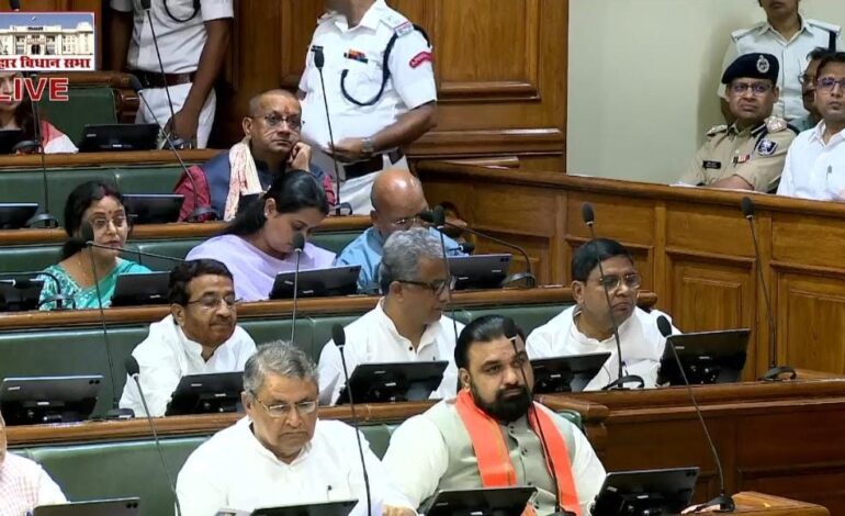विपक्षी नहीं बल्कि सत्ताधारी विधायकों के सवाल से घिरे NDA सरकार के मंत्री,सदन में नहीं दे पा रहे है उचित जवाब