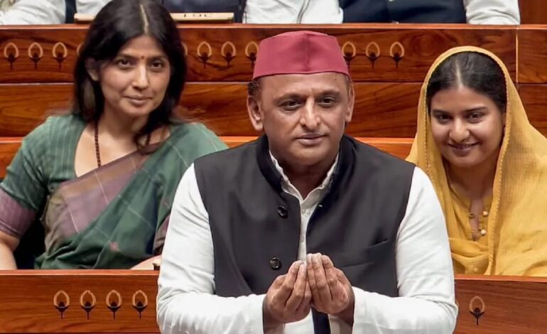 सरकार पर जमकर बरसे अखिलेश यादव,जो लोग चढ़ावे की चोरी नहीं रोक पाए,वे पेपर लीक कैसे रोक पाएंगे?